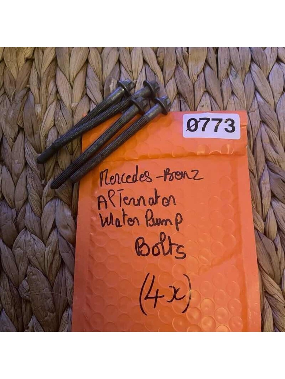 ✅4X Mercedes-Benz alternator water pump bolts W220 W211 etc…#️⃣773